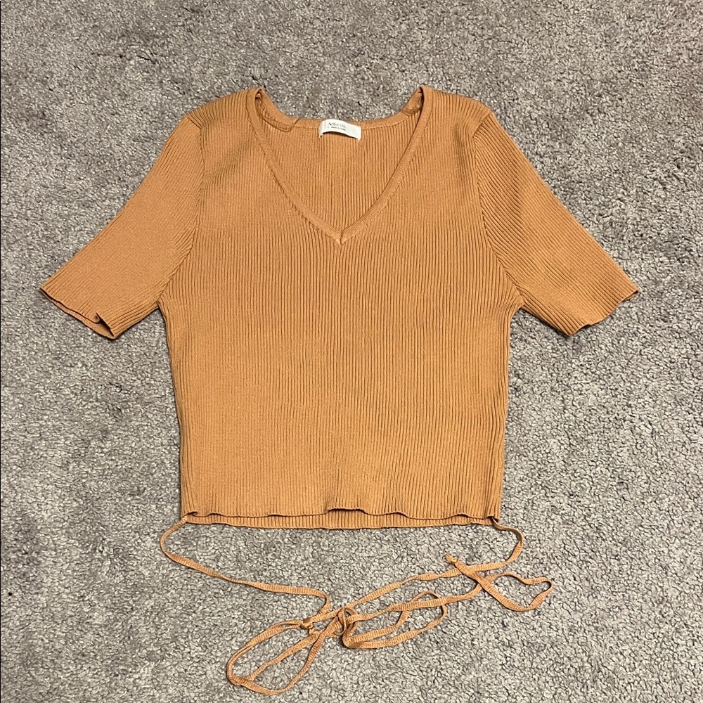 Active USA V-Neck Ribbed Brown Top
